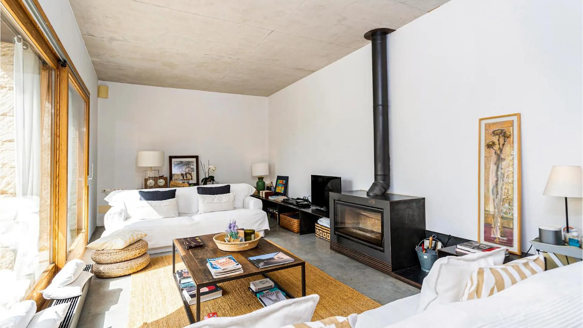 Cozy Home In Ariany With Outdoor Swimming Pool