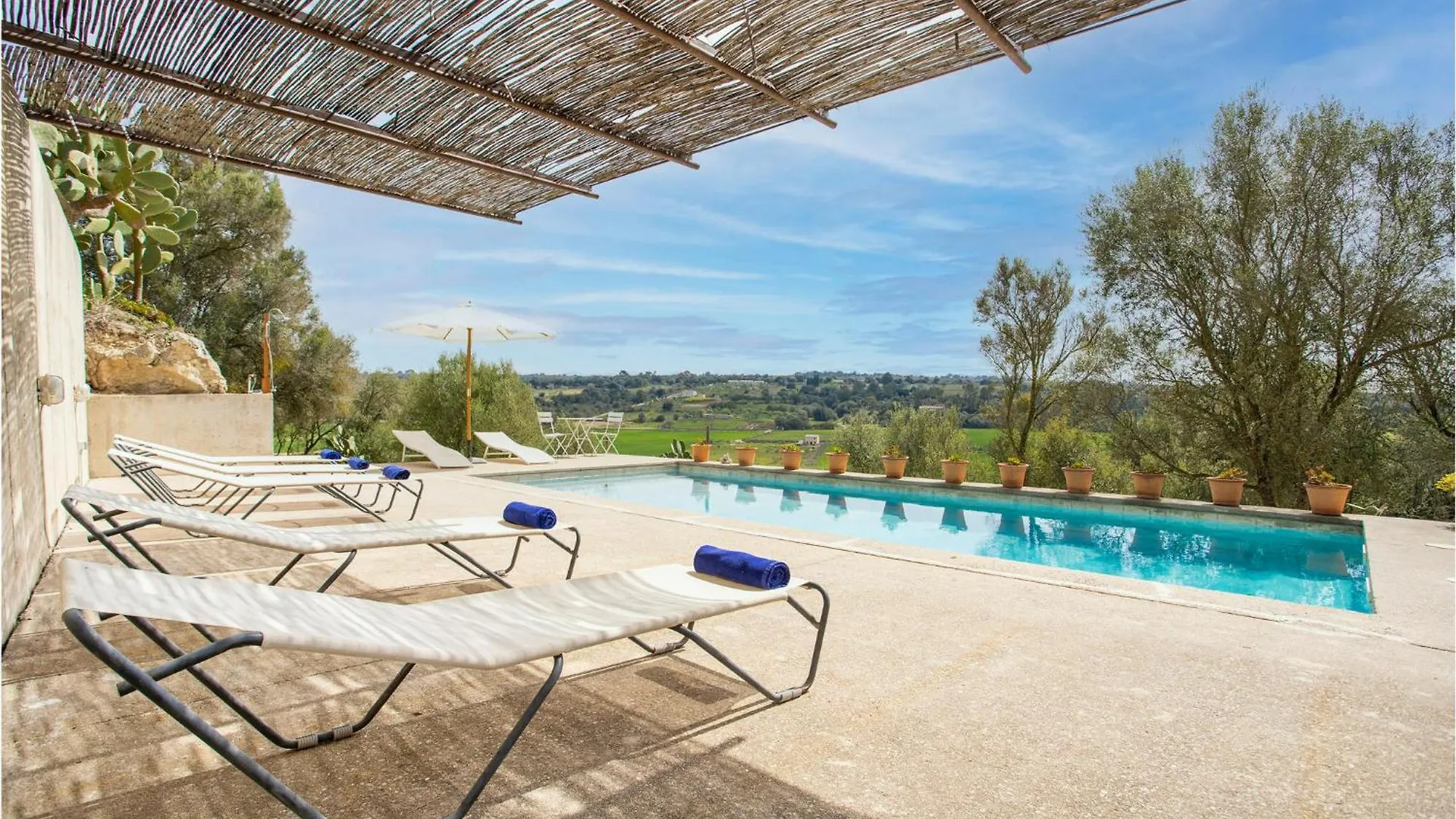 Cozy Home In Ariany With Outdoor Swimming Pool